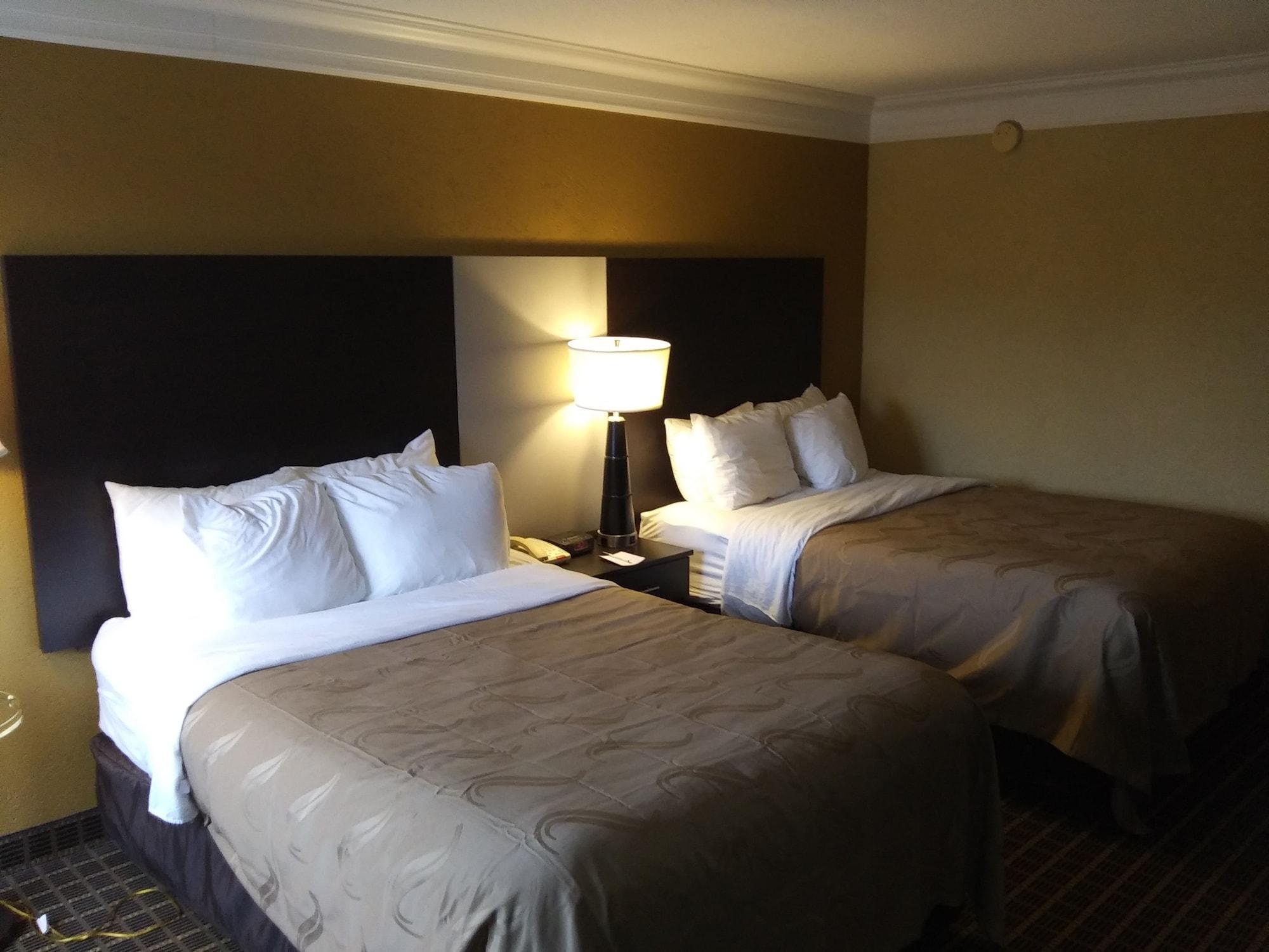 Quality Inn And Suites Fairgrounds - Syracuse Seneca Knolls Exteriér fotografie